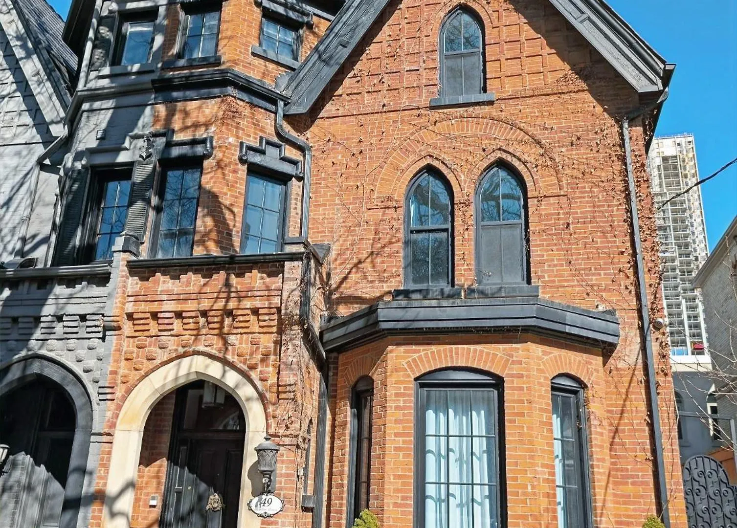 Hazelton Heritage Toronto Bed & Breakfast