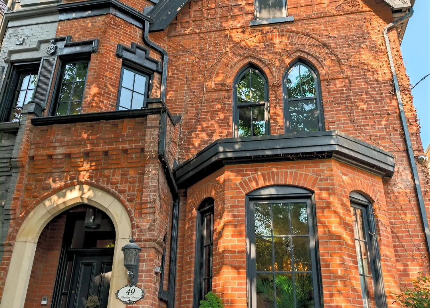 Bed & Breakfast Hazelton Heritage Toronto